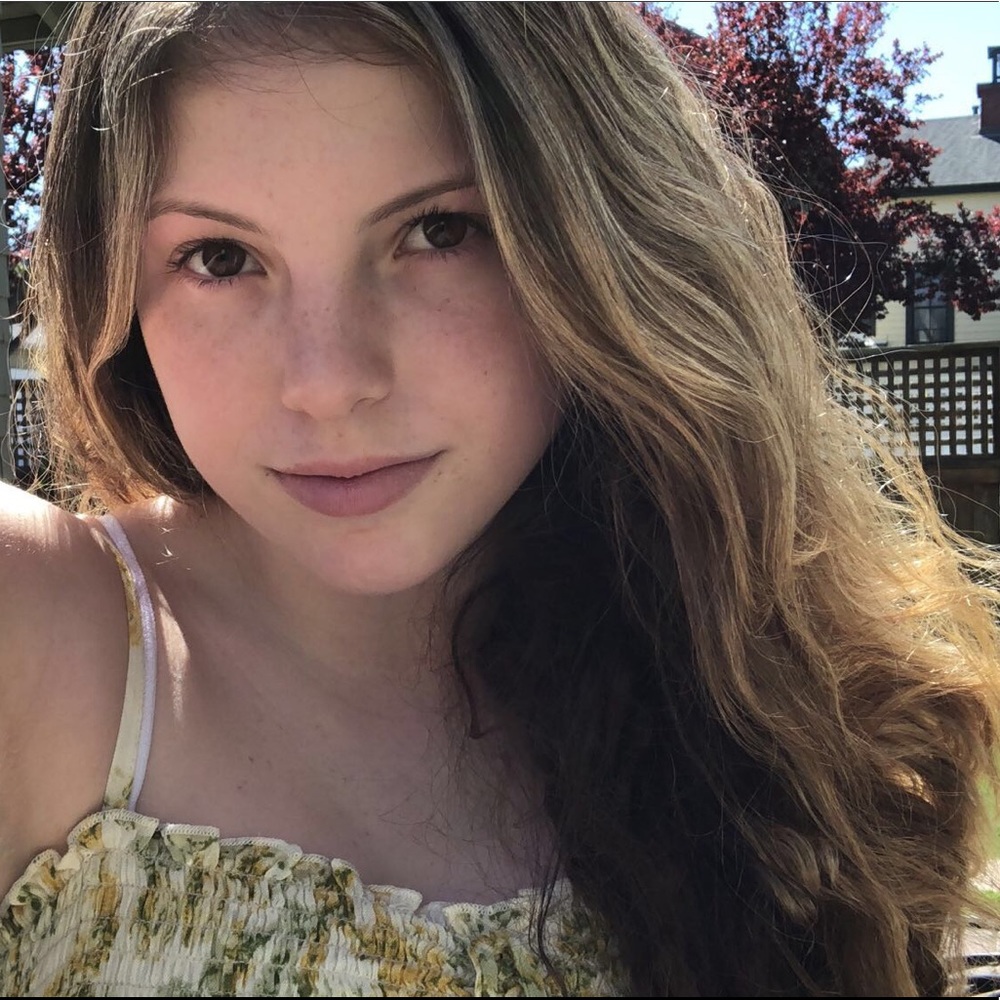 Meet your Posher, Alyssa